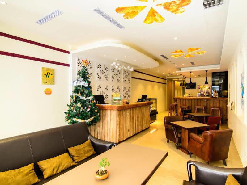 Shichi Hotel Kaohsiung Esterno foto